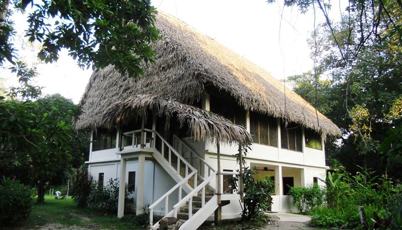 Chaab’il B’e Lodge and Casitas